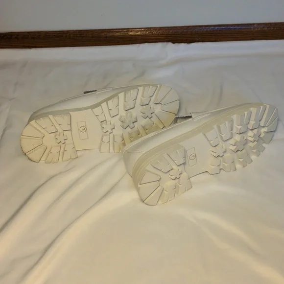 White Platform Clogs Mules Lug bottom slip on penny loafers size 7 - Picture 4 of 8